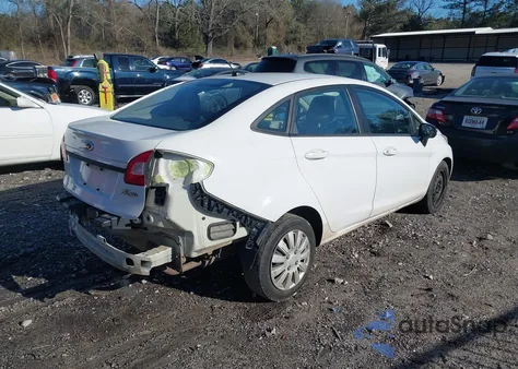 2013 Ford Fiesta S из США, поврежденный, VIN 3FADP4AJ4DM142873